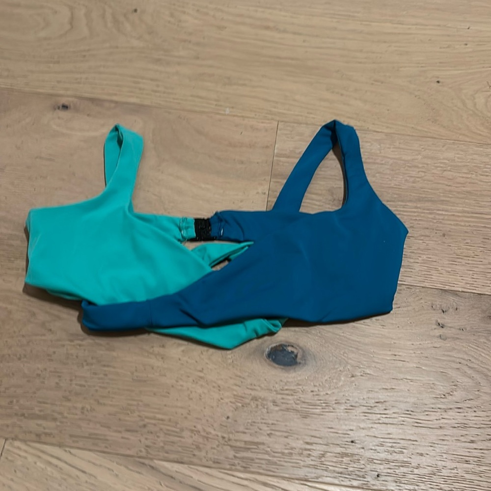 Tiger Friday top Monica mix match